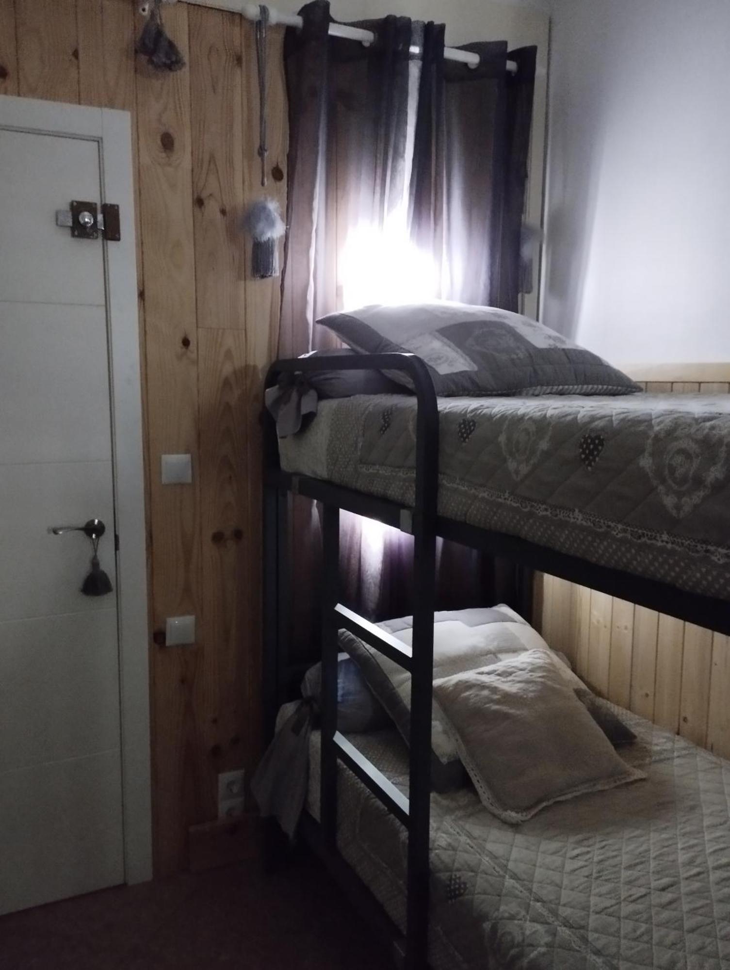 Chambres D'Hotes Chez Catherine A Reus Chambre De Paris Avec Salle De Bains Privee Buitenkant foto